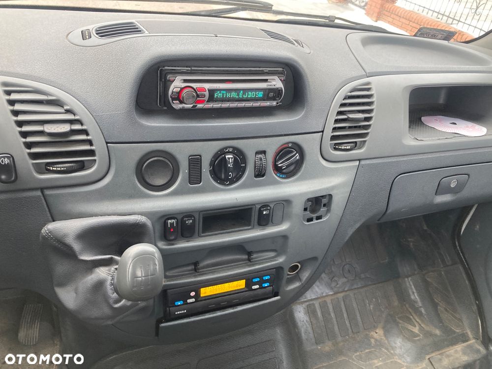 Mercedes-Benz 616 - 15