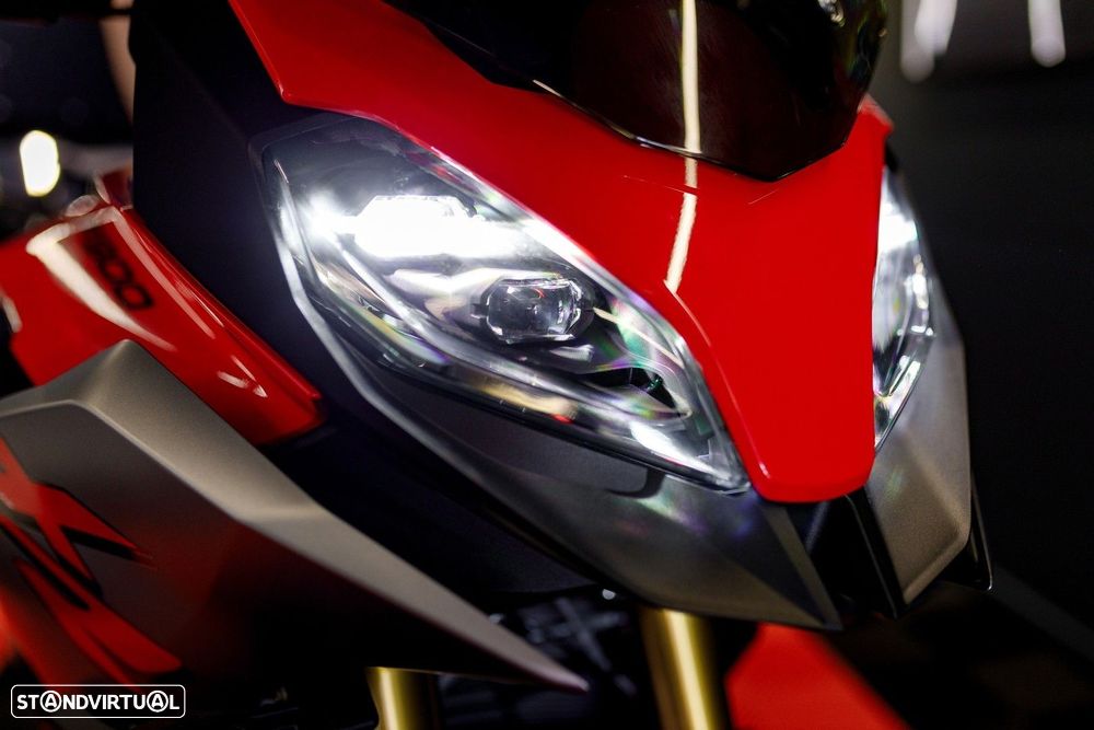 BMW F 900 XR 4R90 - 14