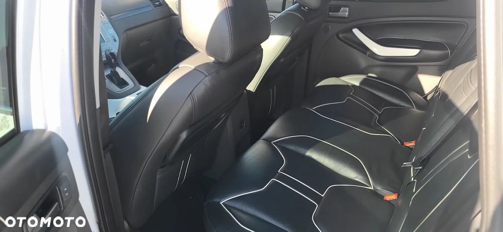 Ford Kuga 2.0 TDCi 4x4 Individual - 6