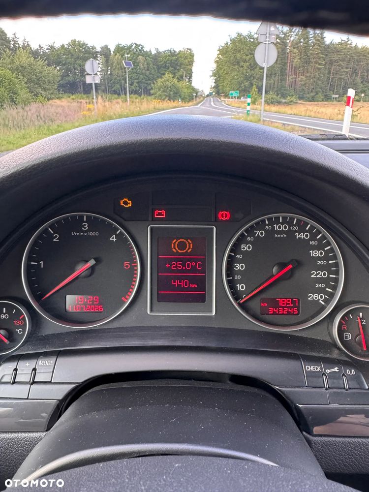 Audi A4 Avant 1.9 TDI - 16