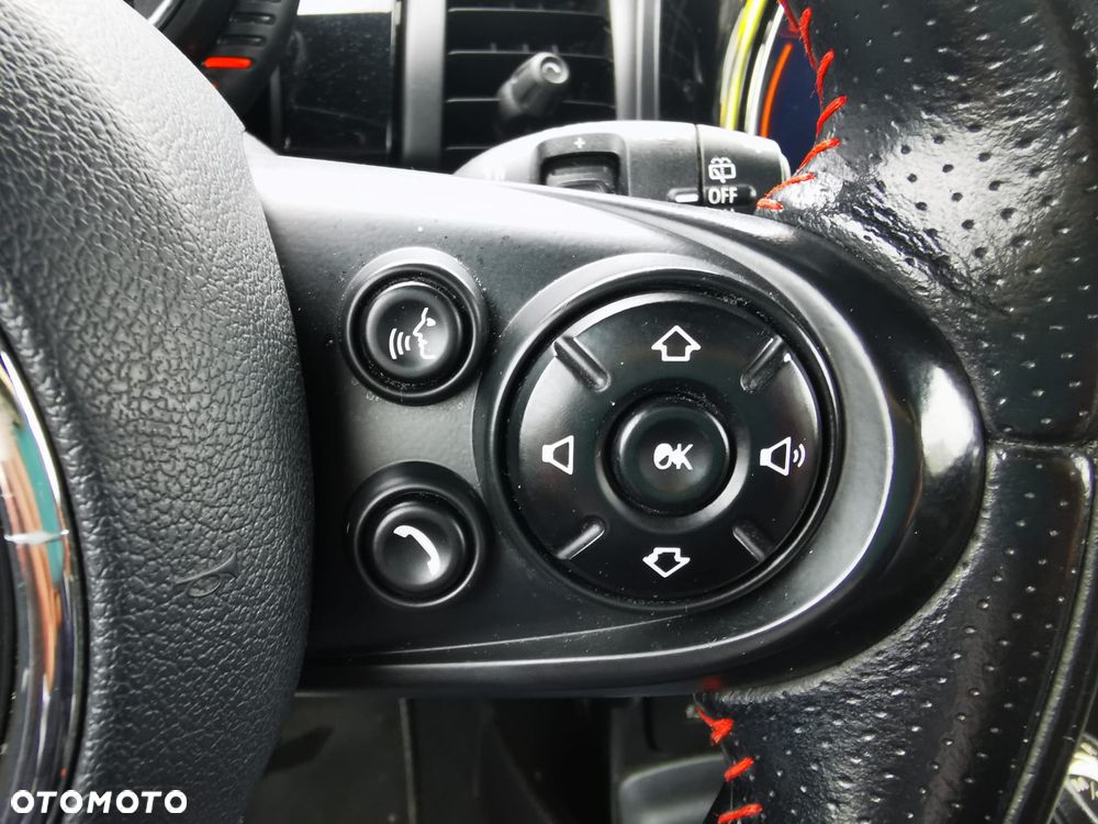 MINI Cooper Standard - 33