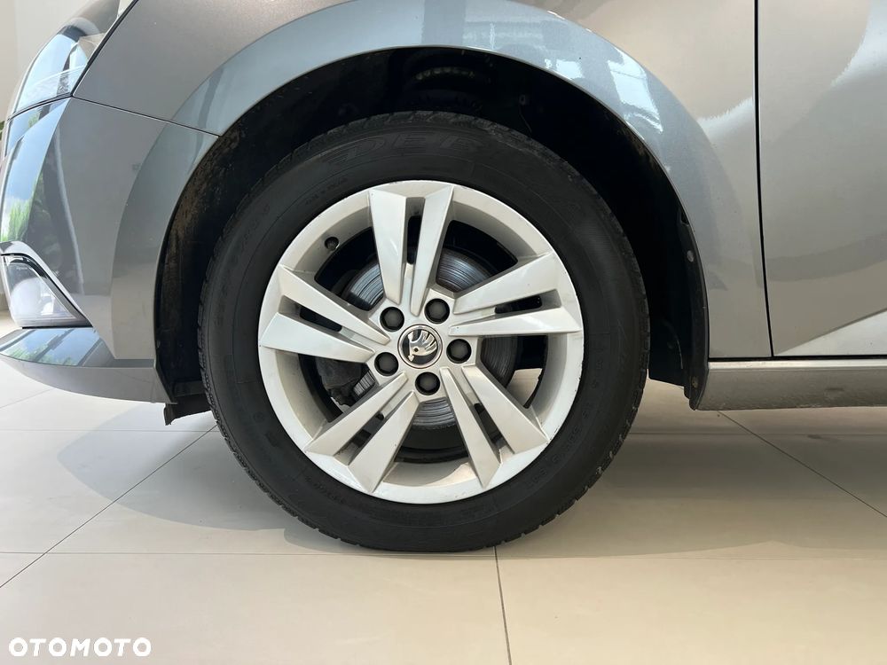 Skoda Fabia 1.0 TSI Ambition - 25