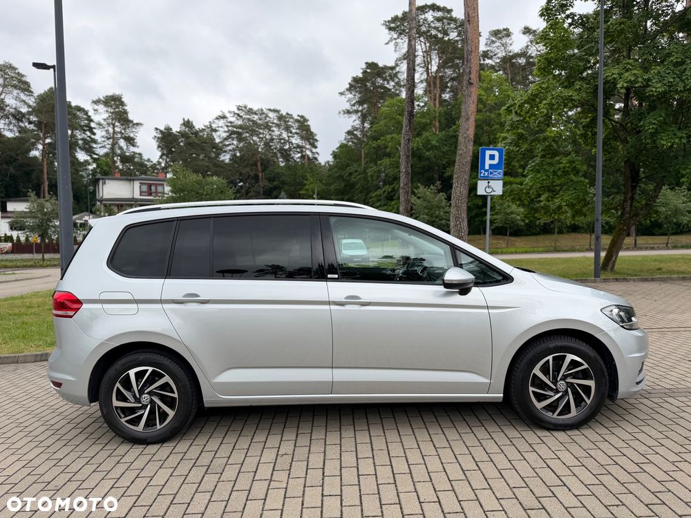 Volkswagen Touran 1.5 TSI ACT OPF DSG Comfortline - 5