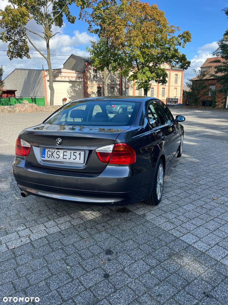 BMW Seria 3 320d DPF - 4
