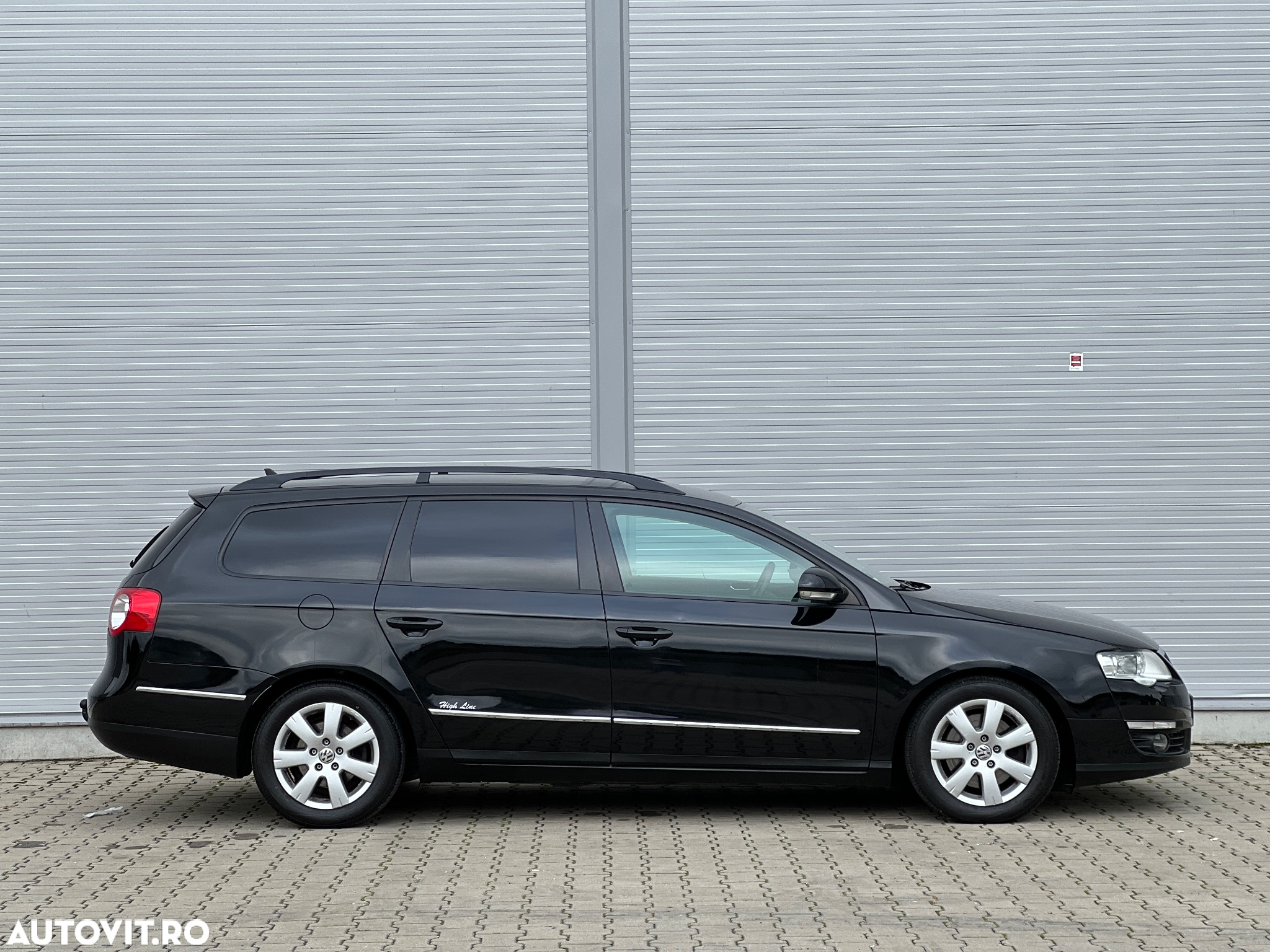 Volkswagen Passat Variant 2.0 TDI DPF DSG Highline - 2