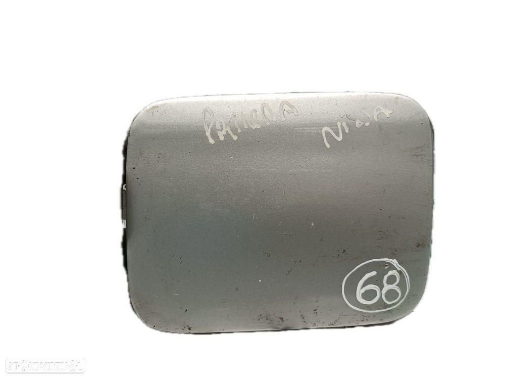 Tampa Depósito Combustível Nissan Primera (P11) - 1