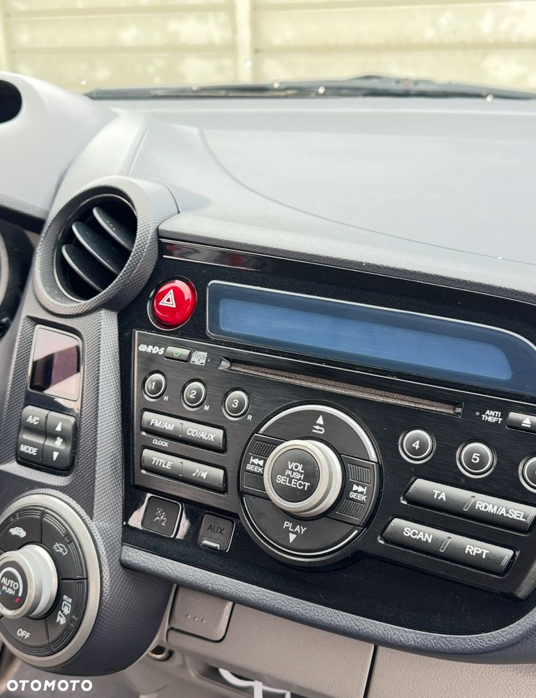 Honda Insight - 4