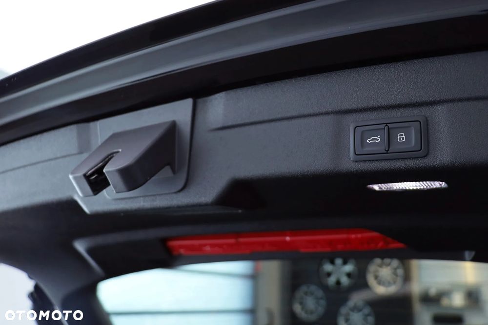 Audi A5 Avant TFSI Quattro S tronic - 8