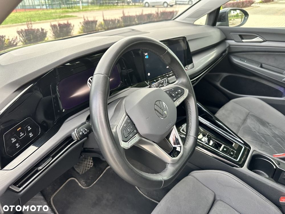 Volkswagen Golf 1.5 eTSI Style DSG - 11