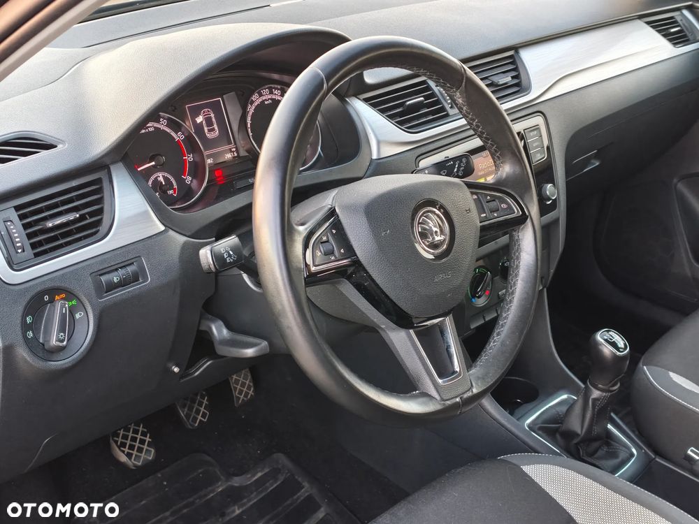 Skoda RAPID 1.0 TSI Ambition - 8