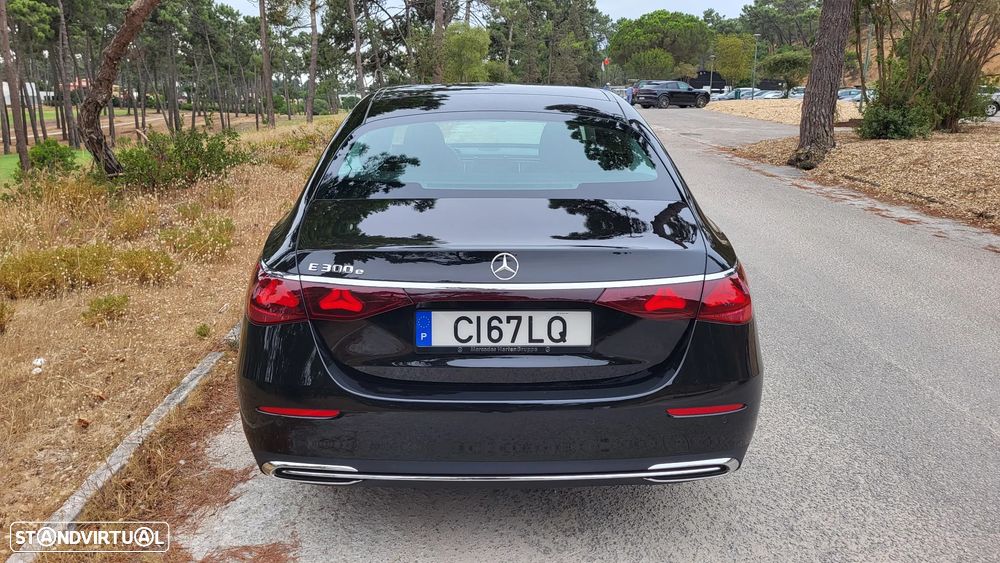 Mercedes-Benz E 300 e - 15