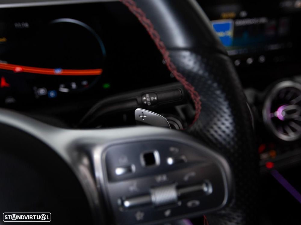 Mercedes-Benz GLA 250 7G-DCT AMG Line - 20