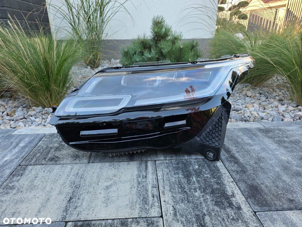 RANGE ROVER VELAR L560 Kompletna Lampa lewa przód Full Led HIGH Led J8A2-13W030-LF - 1
