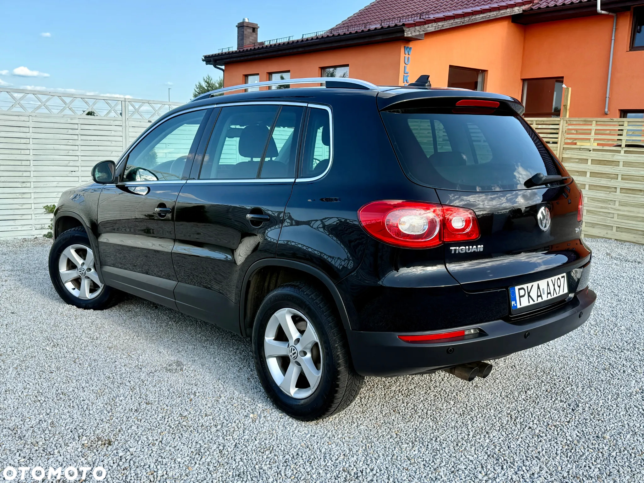 Volkswagen Tiguan 2.0 TDI DPF 4Motion BlueMotion Technology DSG Exclusive - 2