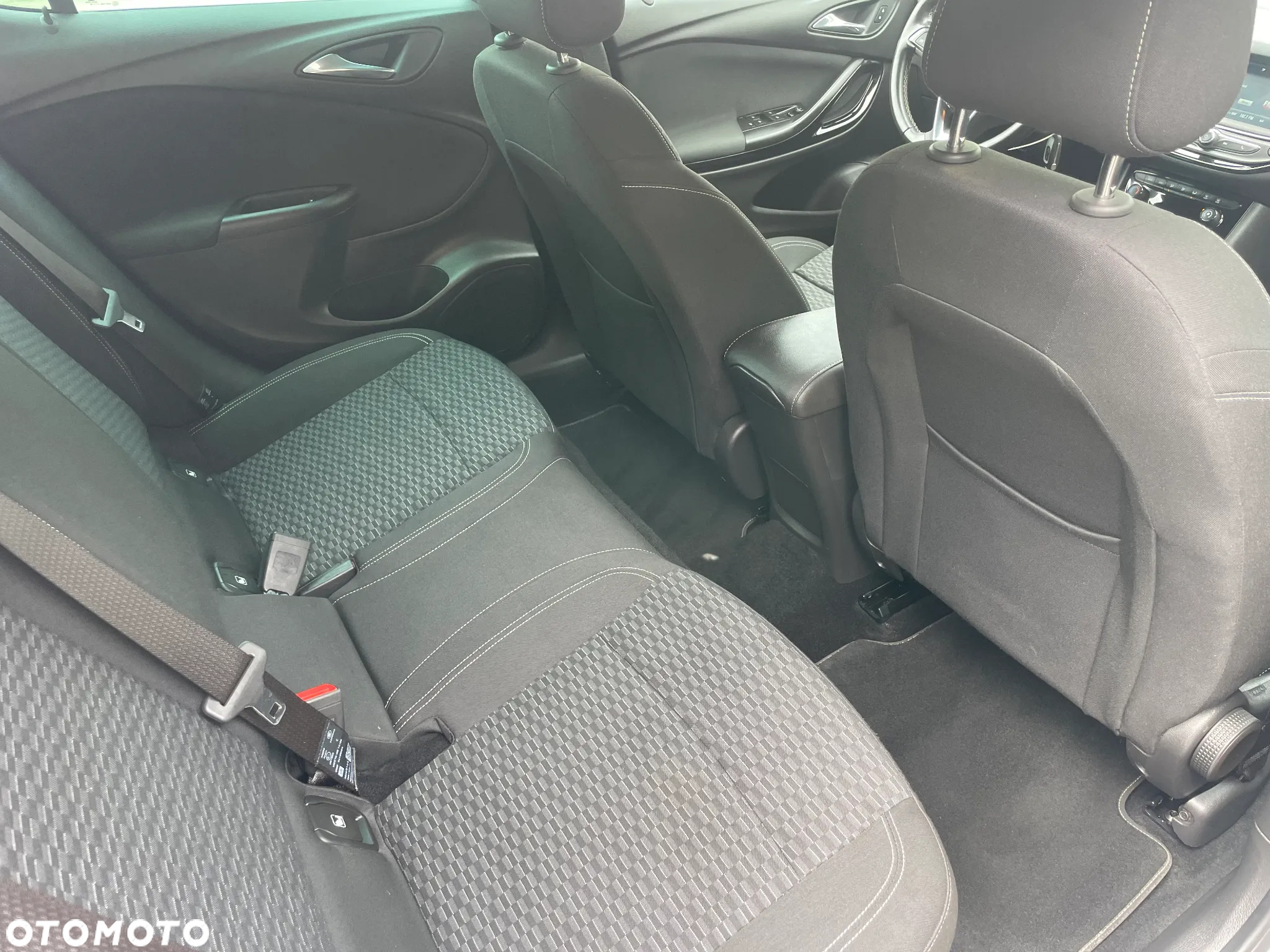 Opel Astra 1.0 Turbo Start/Stop Edition - 18