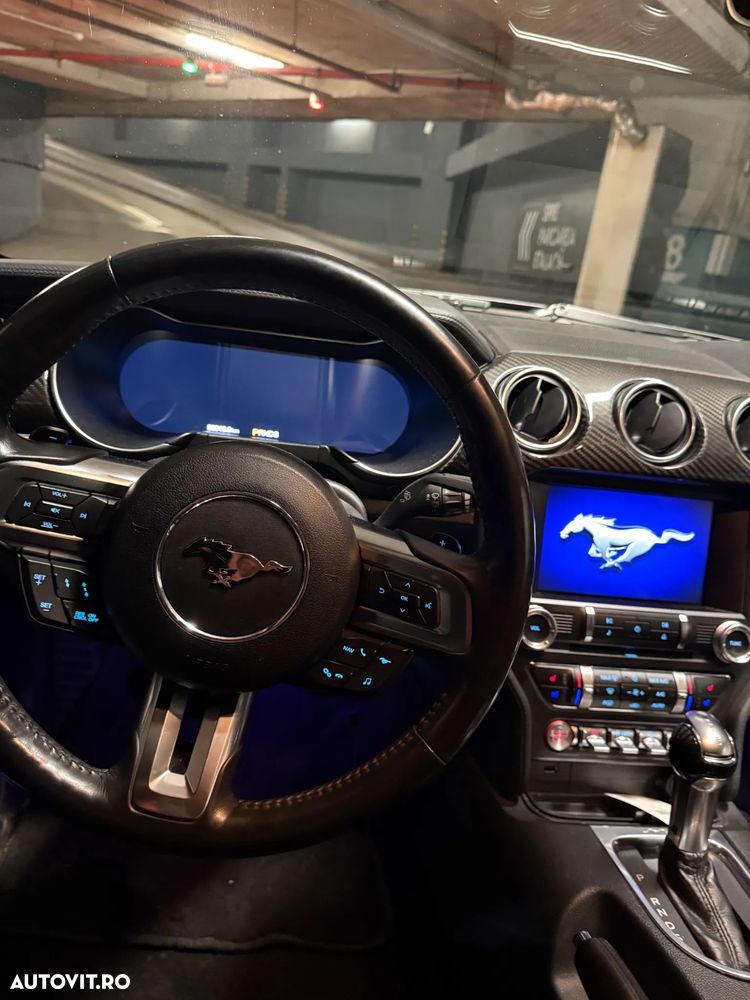 Ford Mustang - 9
