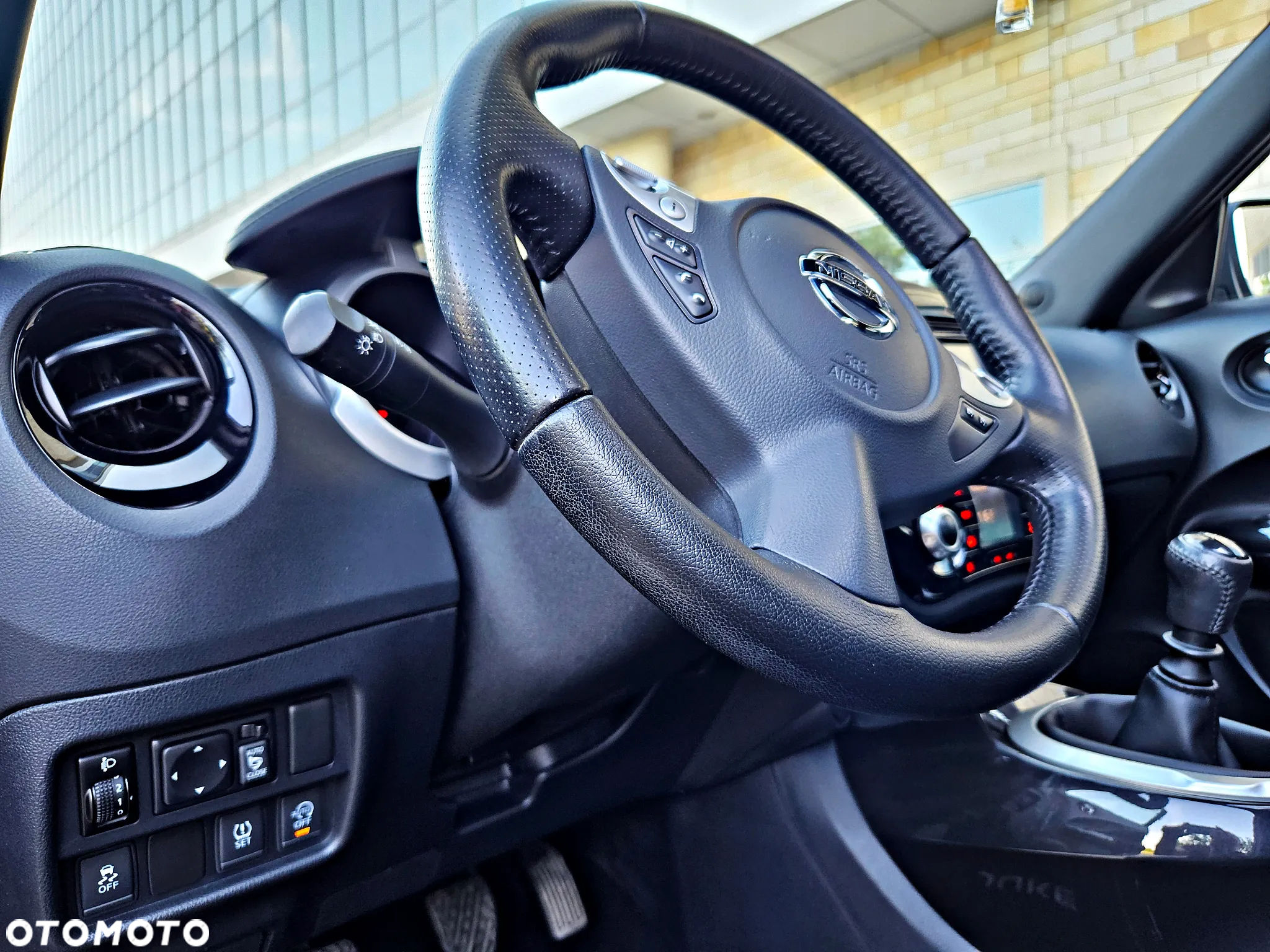 Nissan Juke 1.2 DIG-T N-Connecta - 18