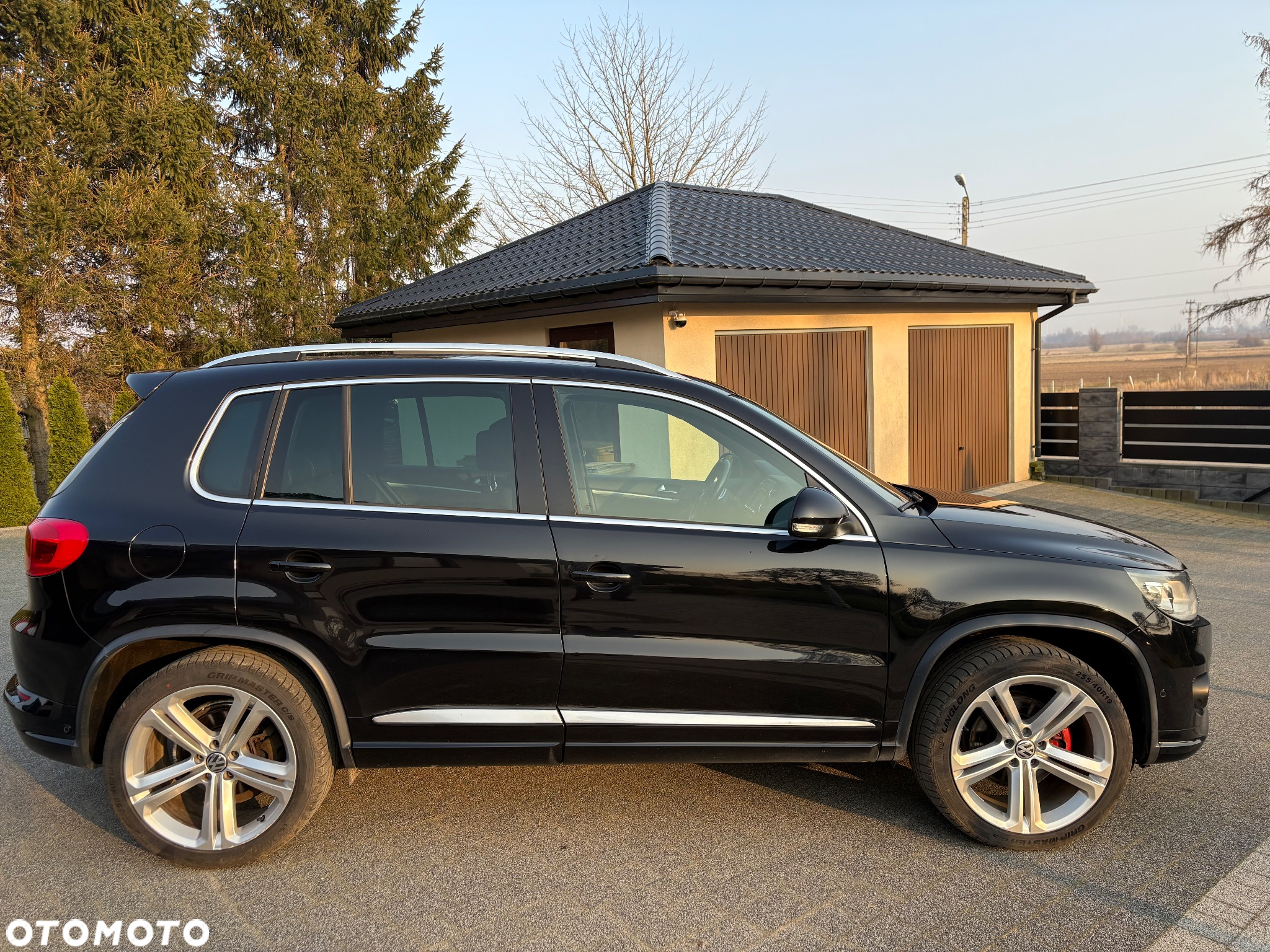 Volkswagen Tiguan 2.0 TDI 4Mot R-Style DSG - 12
