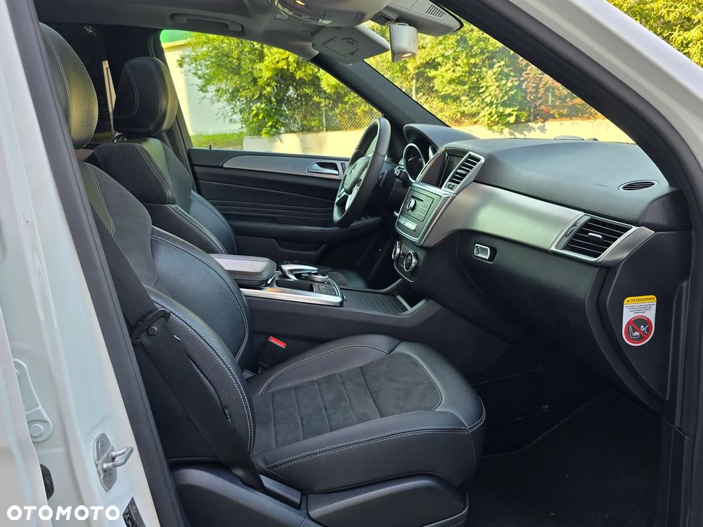 Mercedes-Benz ML 350 BlueTec 4-Matic - 18