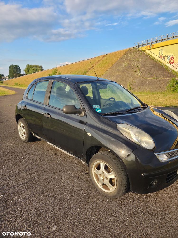 Nissan Micra - 4