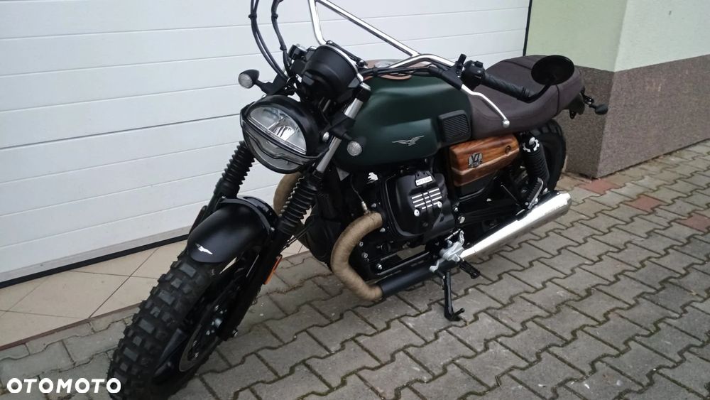 Moto Guzzi V7 - 2