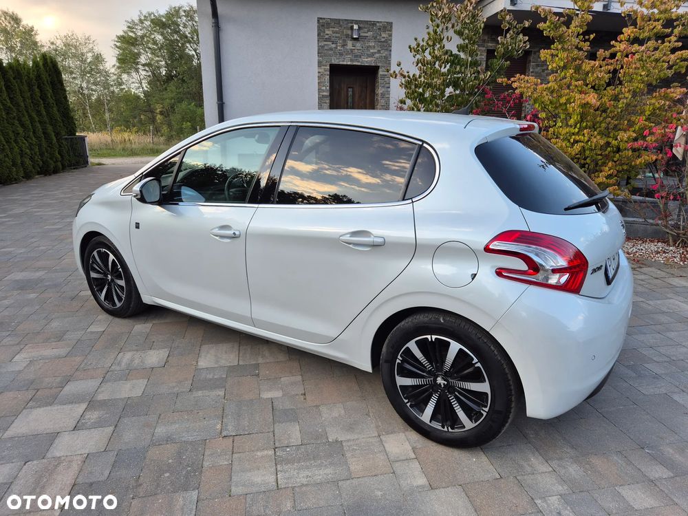 Peugeot 208 PureTech 82 Start & Stop Tech Edition - 9
