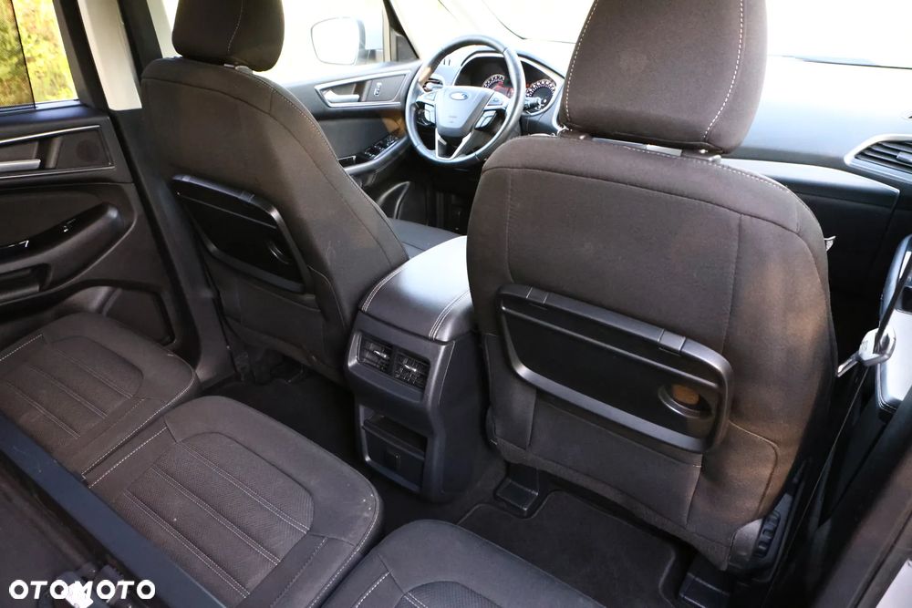 Ford Galaxy 1.5 EcoBoost Titanium - 29