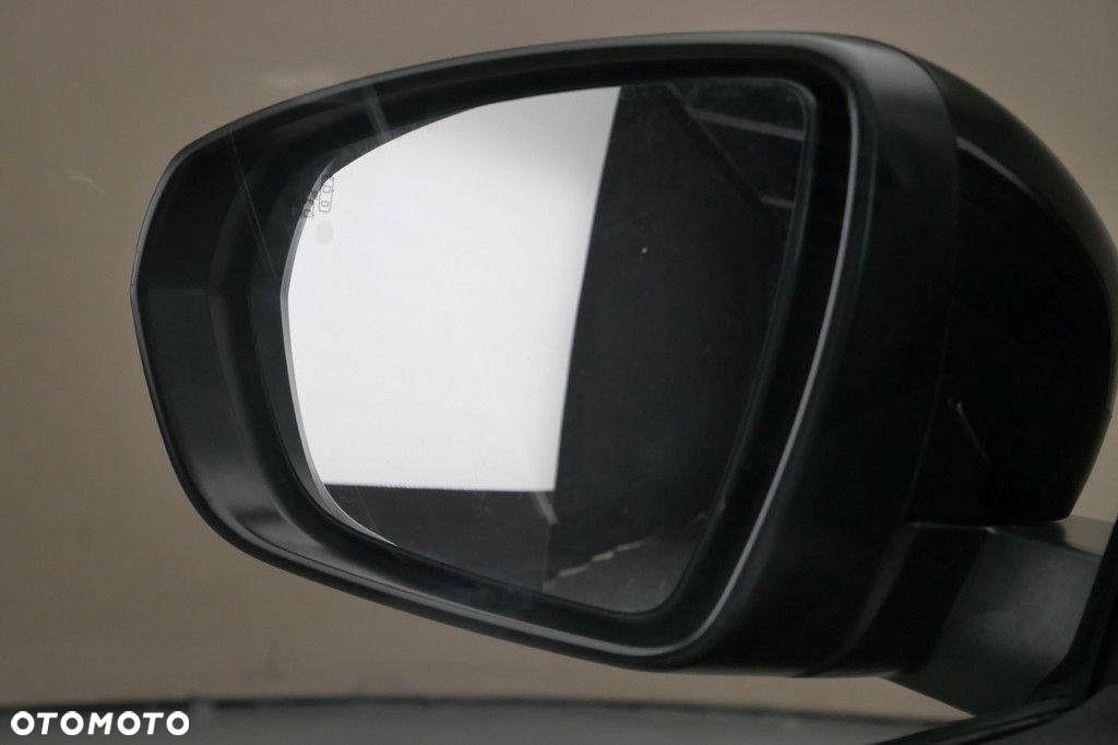 Peugeot 5008 - 32