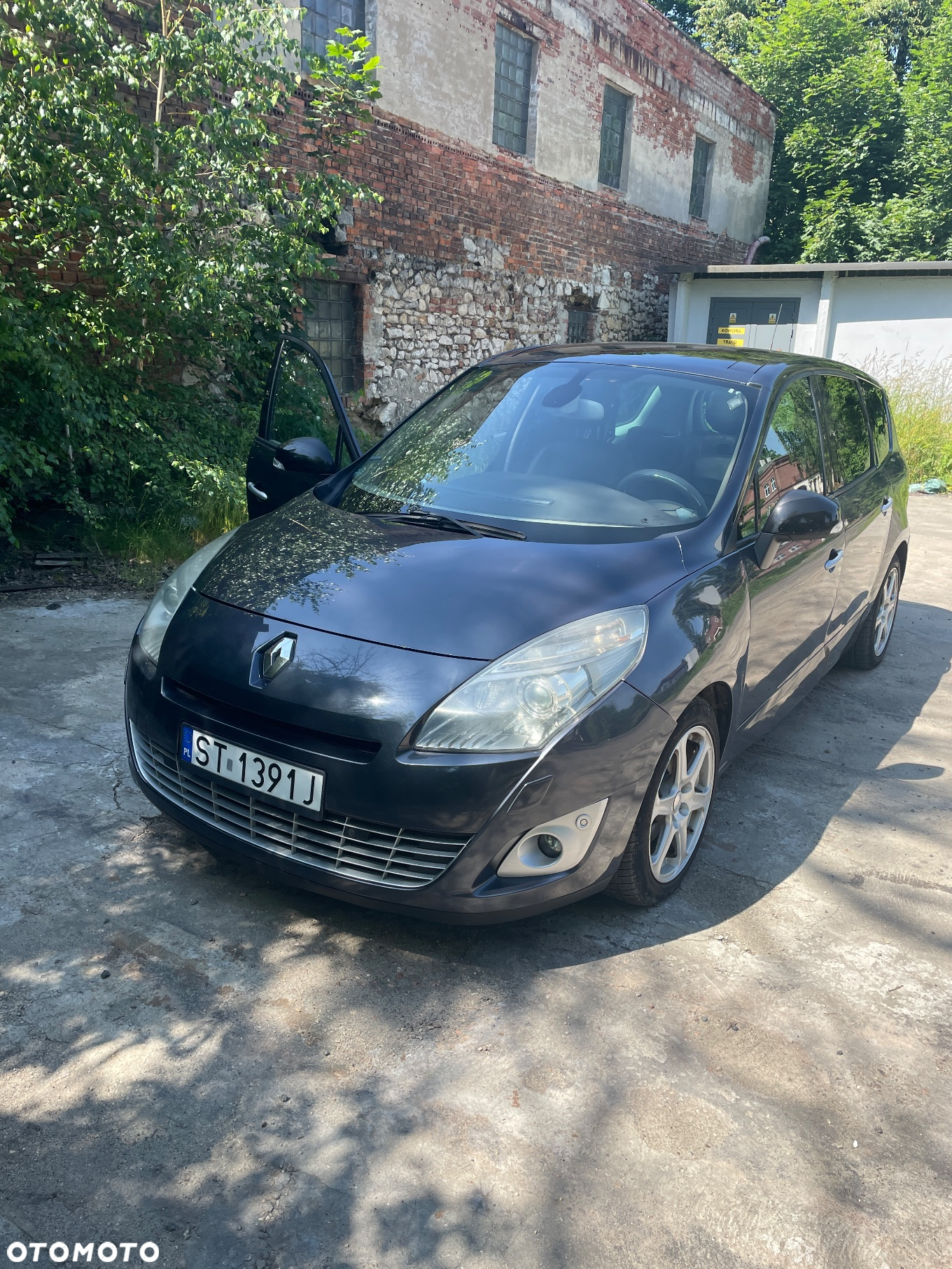 Renault Grand Scenic dCi 130 FAP Start & Stop Bose Edition - 11