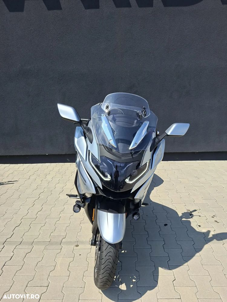 BMW K1600B Bagger - 5