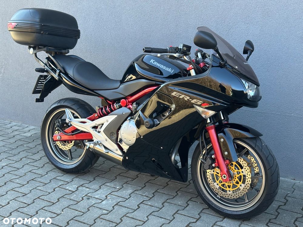 Kawasaki ER - 2