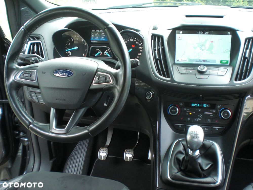 Ford Kuga - 25