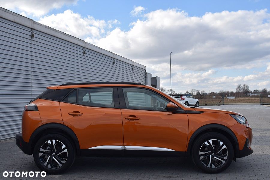 Peugeot 2008 PureTech 130 Stop&Start EAT6 Allure - 32