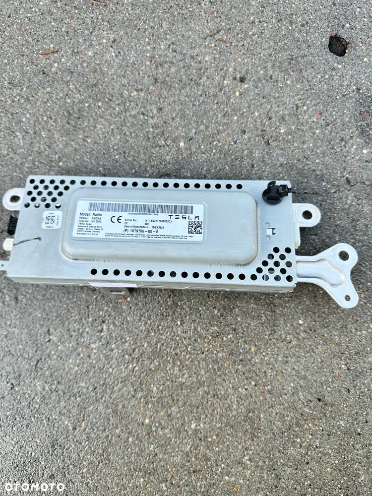 Moduł Sterownik Radia Anteny Tesla Model 3 2022r 1079755-00-E - 1