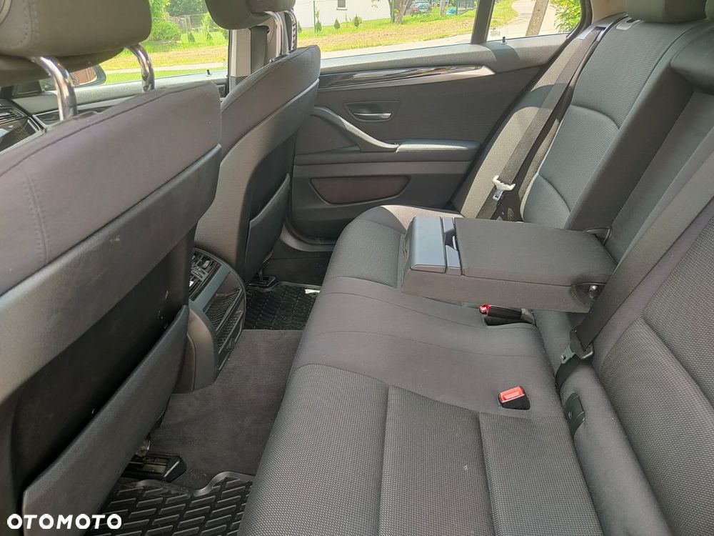 BMW Seria 5 - 12