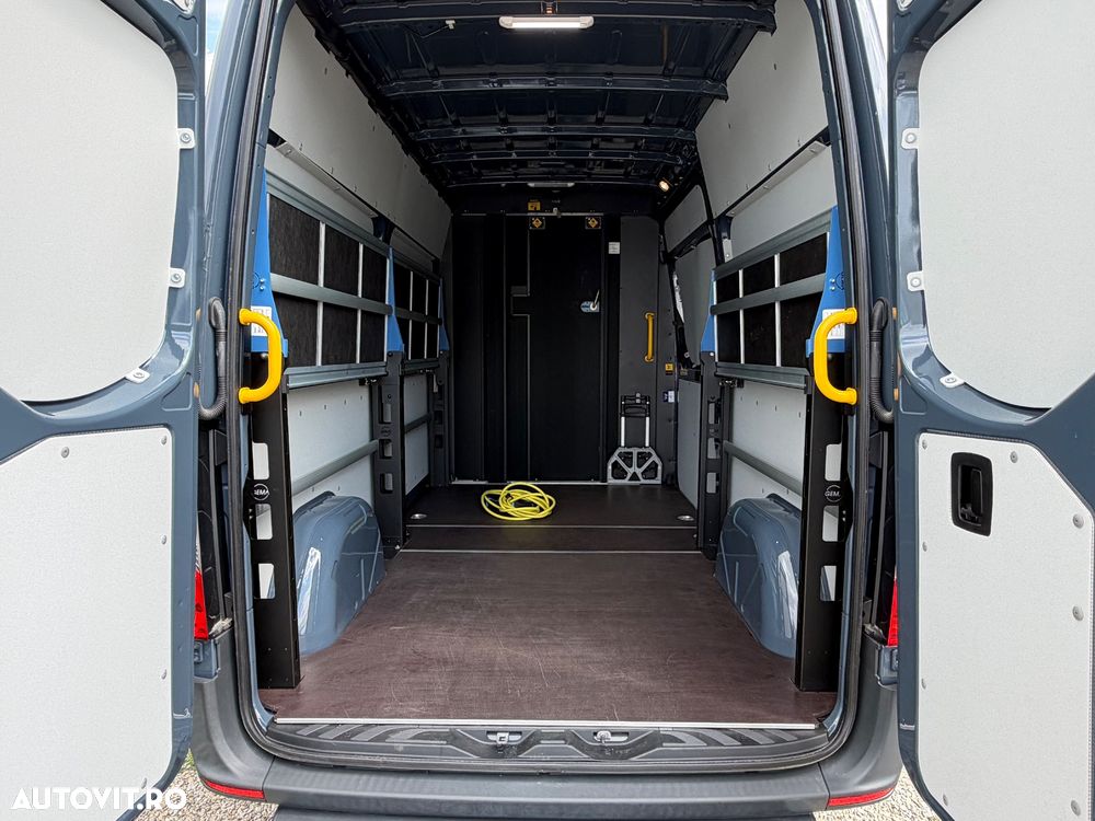 Mercedes-Benz E-Sprinter - 13