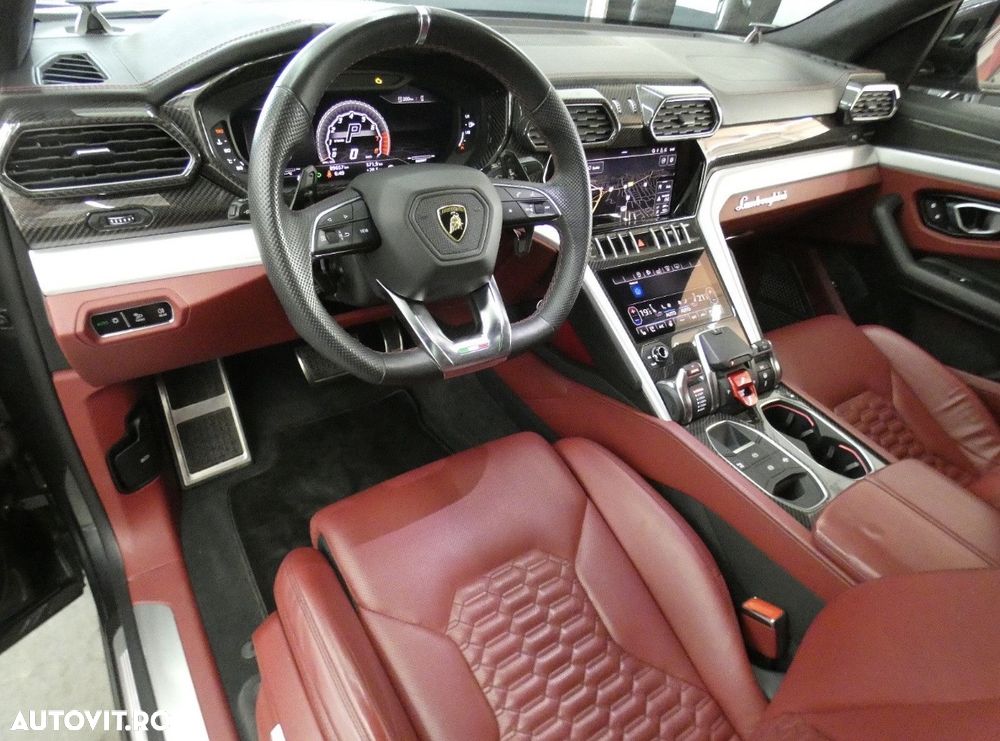 Lamborghini URUS Standard - 10