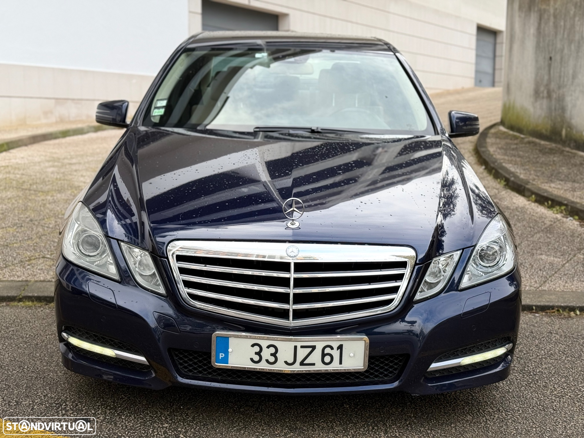 Mercedes-Benz E 220 CDi Avantgarde BlueEfficiency Auto. - 28