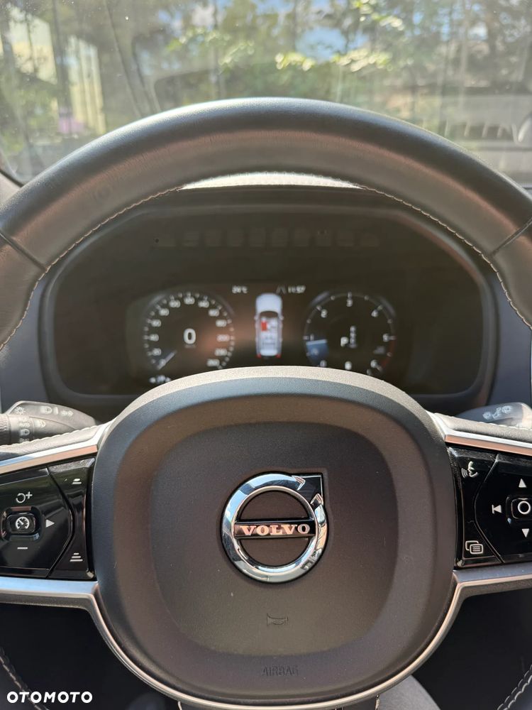 Volvo XC 90 B5 D AWD R-Design - 19
