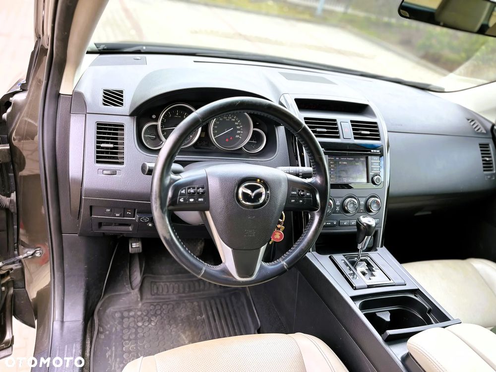 Mazda CX-9 3.7 V6 - 6