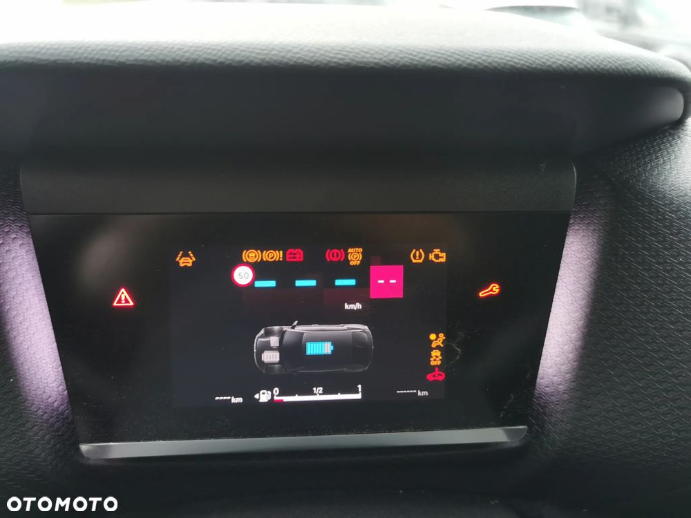 Citroën C4 Hybrid 136 ë-DSC6 PLUS - 18