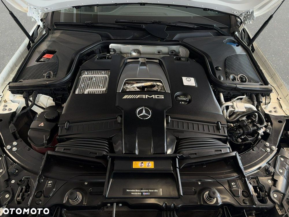 Mercedes-Benz AMG GT - 39