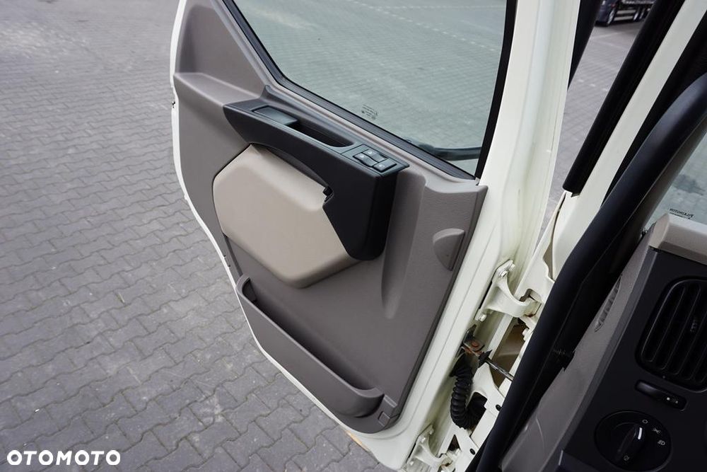 DAF / LF / 290 / E 6 / FIRANKA + WINDA / ŁAD. 9 970 KG / 19 PALET - 37