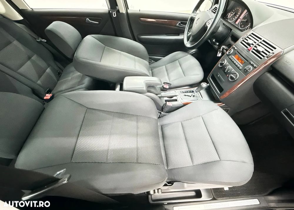 Mercedes-Benz A 150 Autotronic Elegance - 18
