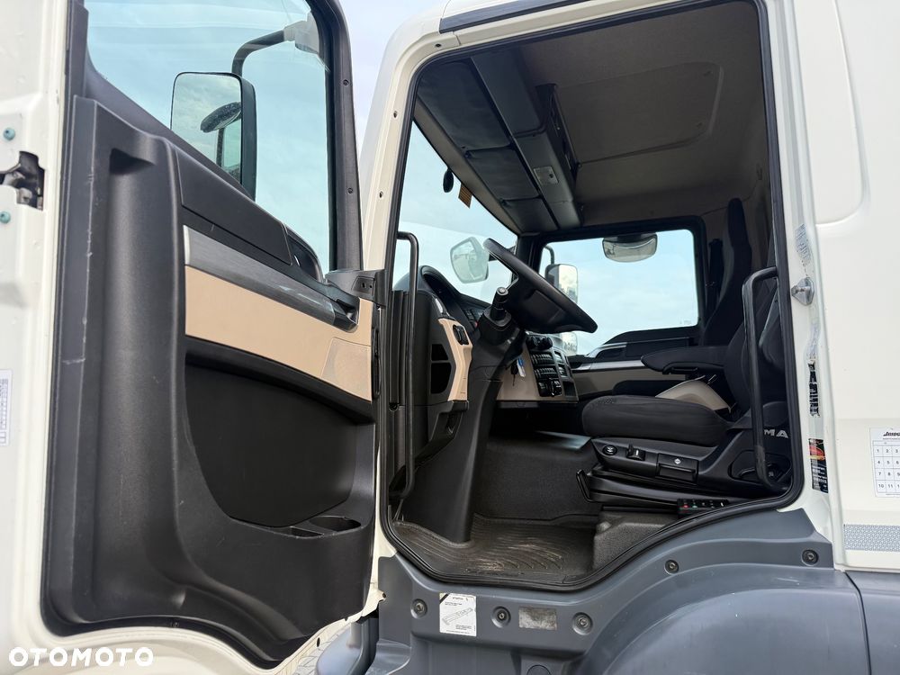 MAN TGM 18.290 / KONTENER 8,70M + WINDA / DMC 18T / 293.000KM / SPROWADZONY / STAN BDB / / / - 34