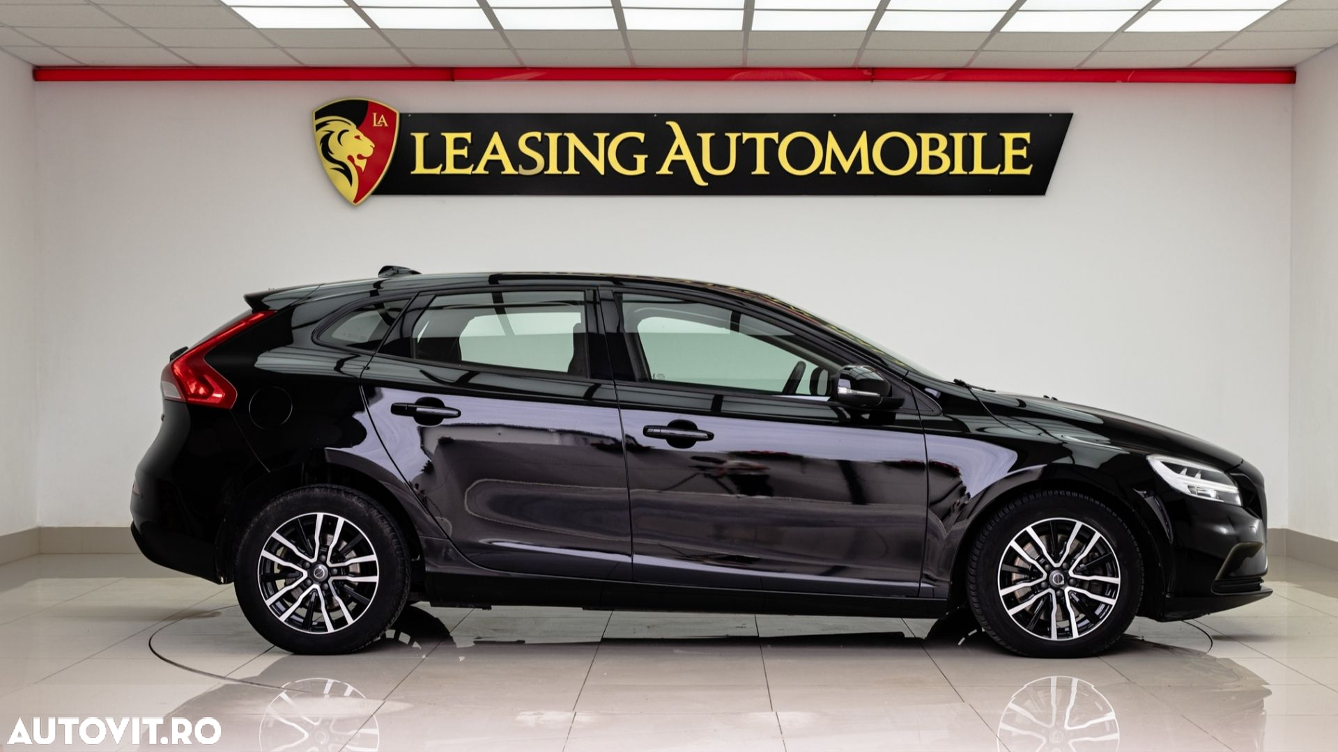 Volvo V40 D2 Aut. Momentum - 9