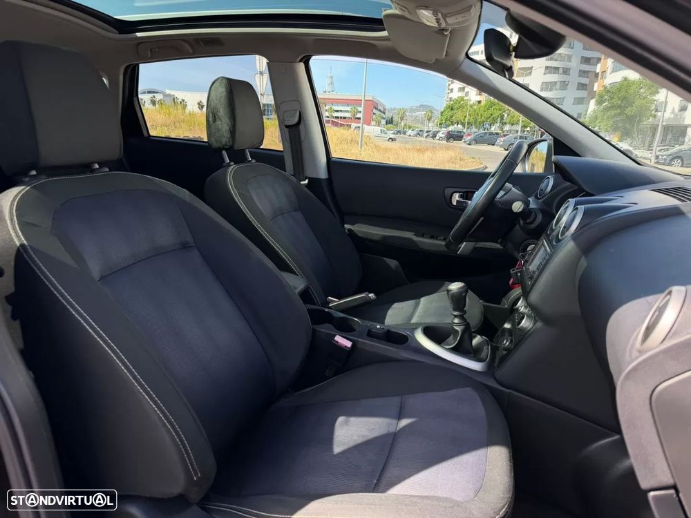 Nissan Qashqai 1.5 dCi DPF acenta - 39