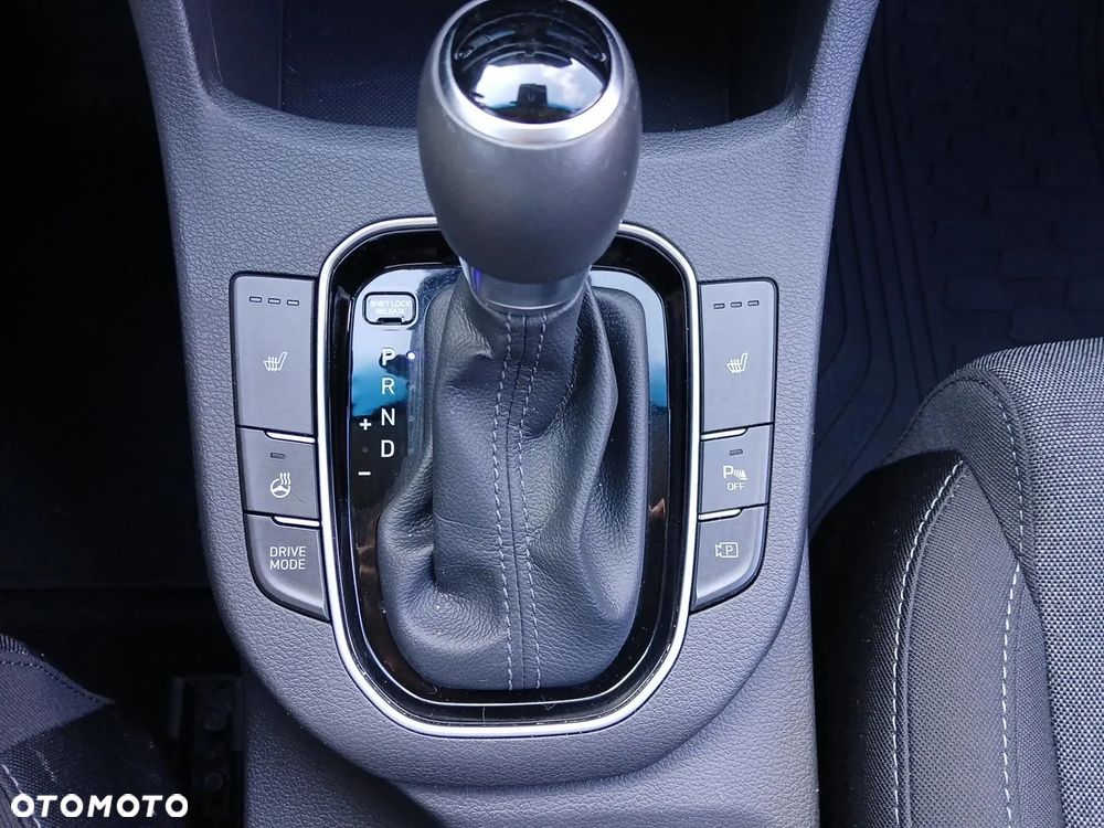 Hyundai i30 1.5 T-GDI 48V Comfort DCT - 23