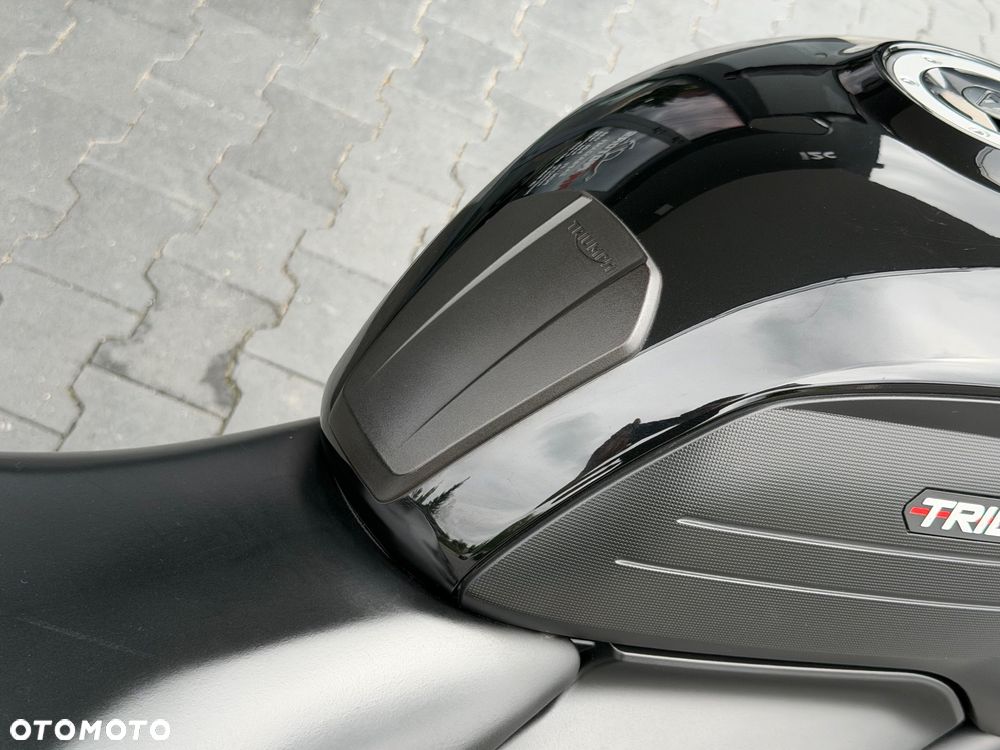 Triumph Trident - 15