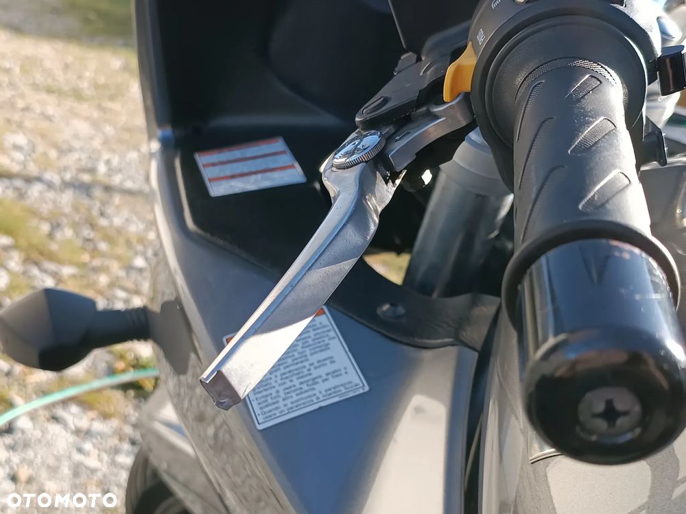 Suzuki Bandit - 12